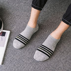 Toe Stripe Ankle Socks