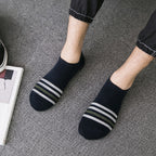 Toe Stripe Ankle Socks